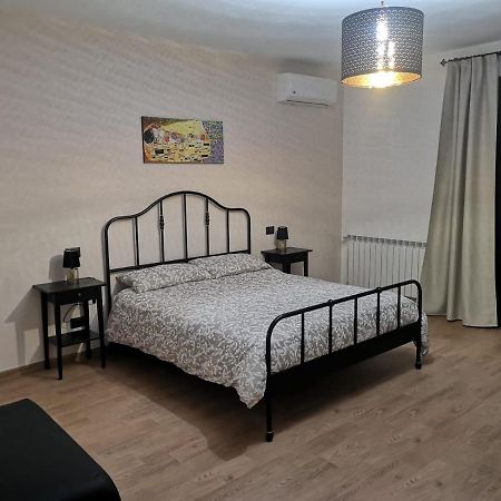 Bed And Breakfast Il Sole -Cinquefrondi Exterior photo