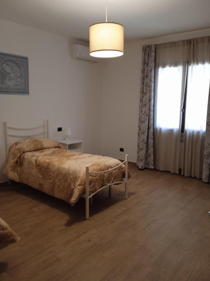 Bed And Breakfast Il Sole -Cinquefrondi Exterior photo