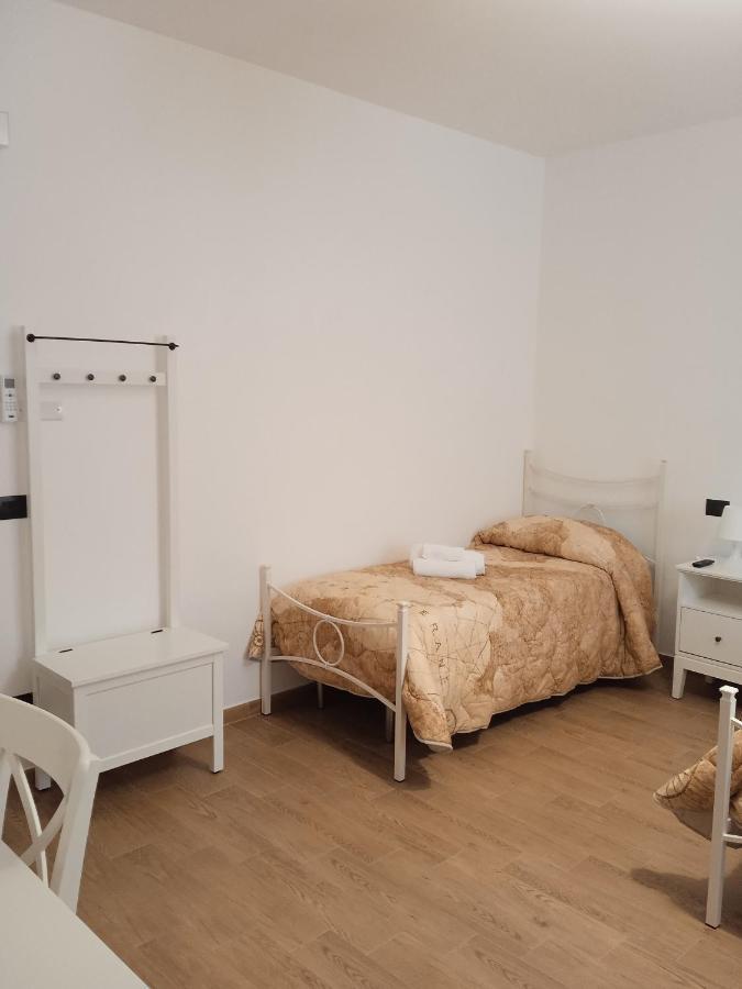 Bed And Breakfast Il Sole -Cinquefrondi Exterior photo