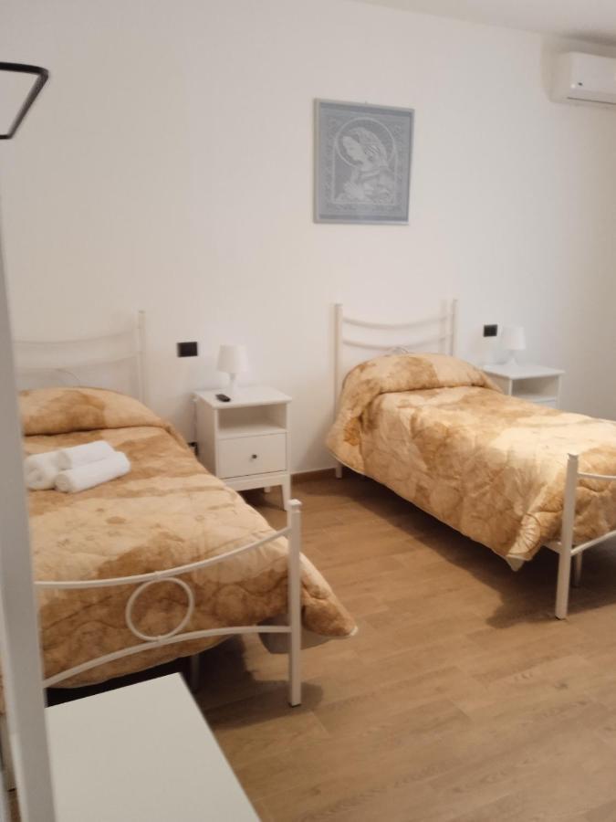 Bed And Breakfast Il Sole -Cinquefrondi Exterior photo